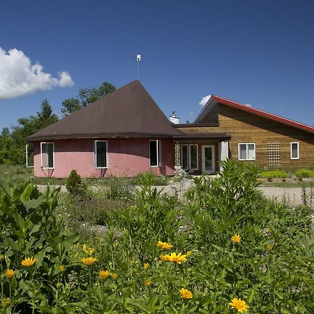 Sugar Ridge Retreat Centre Hotel Мидланд Екстериор снимка
